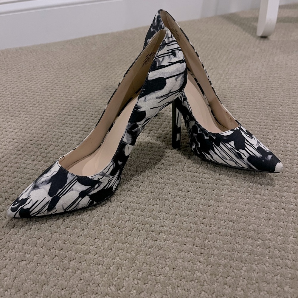 Black & White Marble Stiletto Pumps